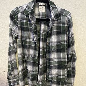 AE women’s flannel